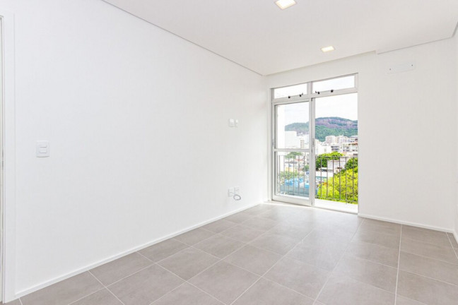 Imagem Imóvel com 2 Quartos à Venda, 77 m² em Botafogo - Rio De Janeiro Imagem Imóvel com 2 Quartos à Venda, 77 m² em Botafogo - Rio De Janeiro