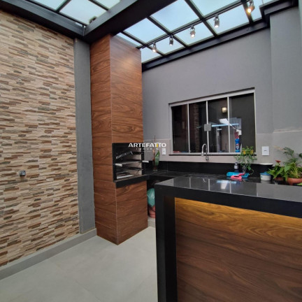 Imagem Sobrado com 2 Quartos à Venda, 130 m²