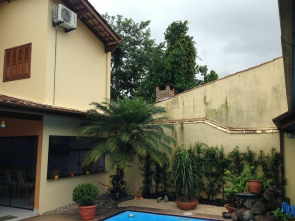 Imagem Casa de Condomínio com 4 Quartos à Venda, 260 m² em Tabatinga - Caraguatatuba Imagem Casa de Condomínio com 4 Quartos à Venda, 260 m² em Tabatinga - Caraguatatuba