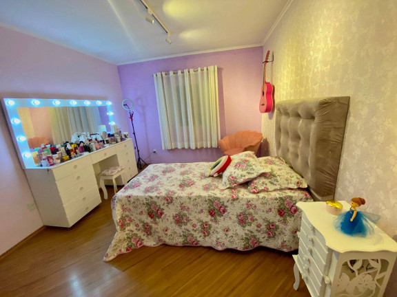 Imagem Casa com 5 Quartos à Venda, 200 m² em Jardim Do Estádio - Santo André Imagem Casa com 5 Quartos à Venda, 200 m² em Jardim Do Estádio - Santo André