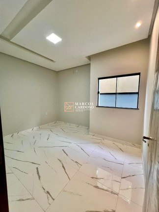 Imagem Casa com 3 Quartos à Venda, 130 m² em São José - Castanhal