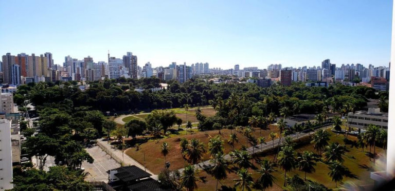 Imagem Apartamento com 4 Quartos à Venda, 180 m² em Pituba - Salvador