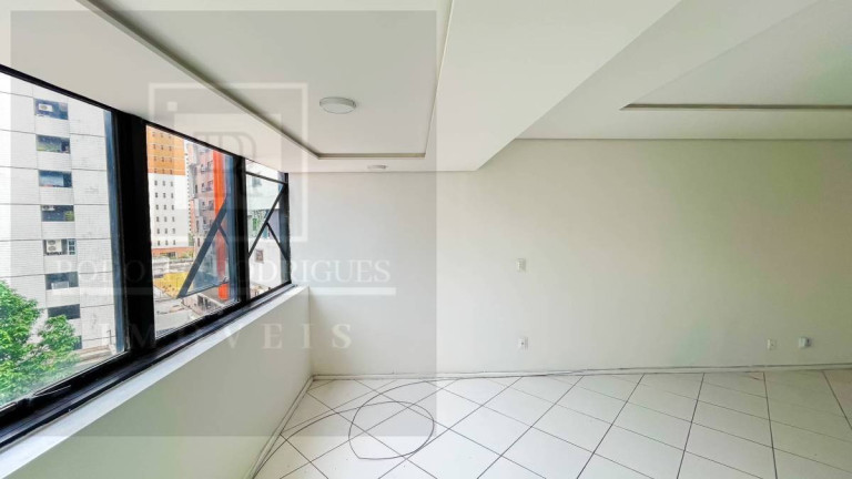 Imagem Apartamento com 3 Quartos à Venda, 179 m² Imagem Apartamento com 3 Quartos à Venda, 179 m²
