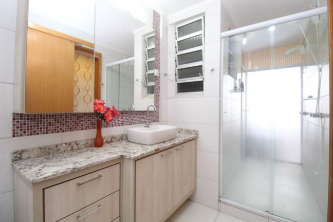 Imagem Imóvel com 3 Quartos à Venda, 80 m² em Bom Fim - Porto Alegre Imagem Imóvel com 3 Quartos à Venda, 80 m² em Bom Fim - Porto Alegre