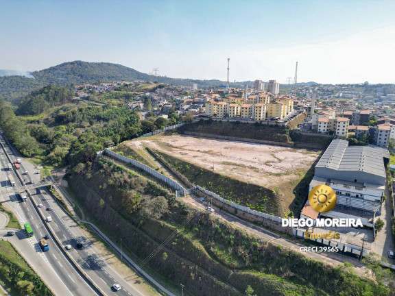 Imagem Terreno para Alugar, 17 m² em Terra Preta - Mairiporã