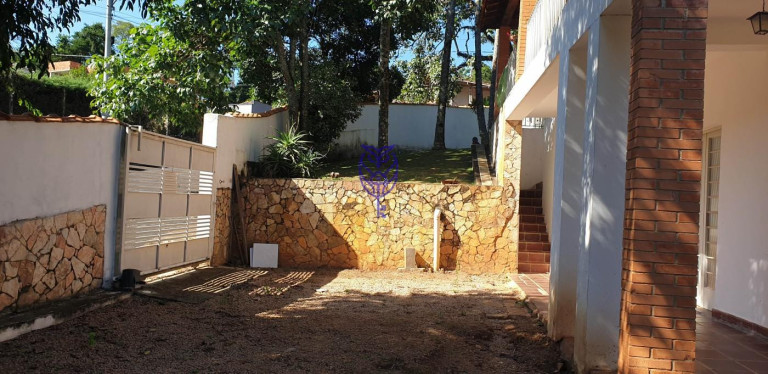 Imagem Casa com 3 Quartos à Venda, 712 m² em Centro - Monte Alegre Do Sul