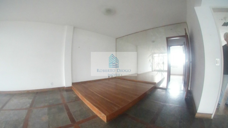 Imagem Imóvel com 9 Quartos à Venda, 982 m² em Barra Da Tijuca - Rio De Janeiro Imagem Imóvel com 9 Quartos à Venda, 982 m² em Barra Da Tijuca - Rio De Janeiro