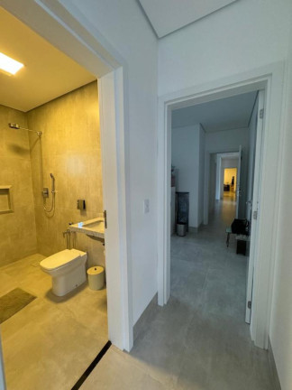 Imagem Casa com 3 Quartos à Venda, 525 m² em Condomínio Residencial Vila Jardim - Cuiabá