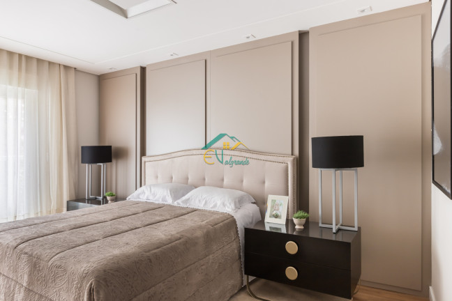 Imagem Apartamento com 3 Quartos à Venda, 160 m² em Cabral - Curitiba