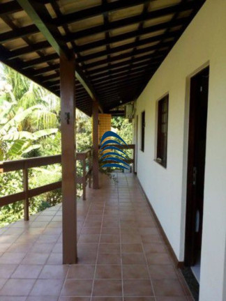 Imagem Casa com 4 Quartos à Venda, 340 m² em Busca Vida - Camaçari