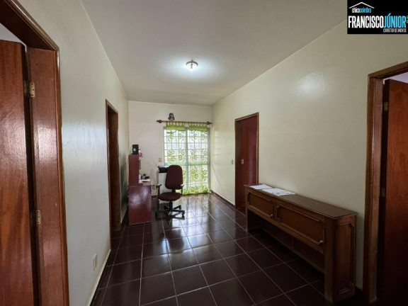 Imagem Casa com 4 Quartos à Venda, 464 m² em Setor Campinas - Goiânia