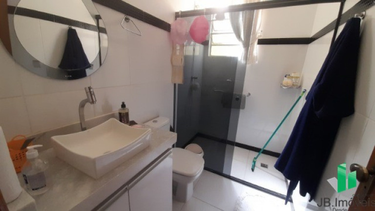 Imagem Imóvel com 5 Quartos à Venda, 308 m² em Cândida Câmara - Montes Claros Imagem Imóvel com 5 Quartos à Venda, 308 m² em Cândida Câmara - Montes Claros