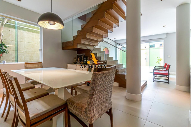 Imagem Casa com 4 Quartos à Venda, 595 m² em Humaitá - Rio De Janeiro