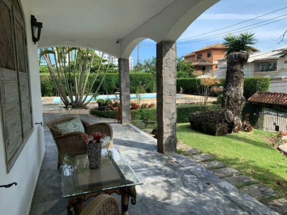 Imagem Casa com 5 Quartos para Alugar, 900 m² em Glória - Macaé Imagem Casa com 5 Quartos para Alugar, 900 m² em Glória - Macaé