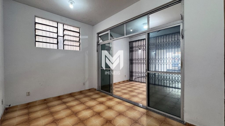Imagem Casa com 3 Quartos à Venda, 372 m² em Sacramenta - Belém