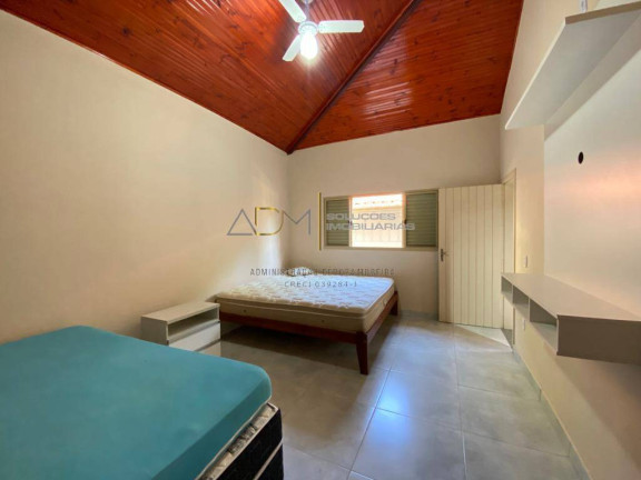 Imagem Chácara com 4 Quartos à Venda, 260 m² em Porto Said (vitoriana) - Botucatu