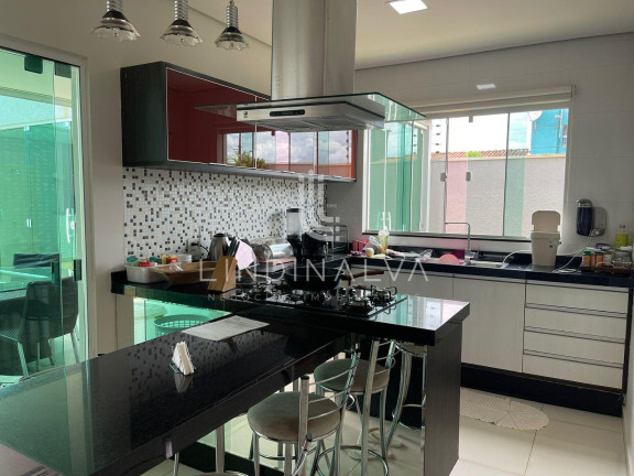 Casa com 3 Quartos à Venda, 280 m² em Panorama - Foz Do Iguacu