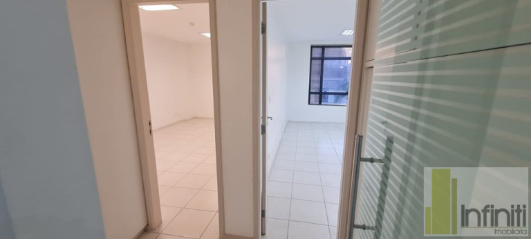 Imagem Sala Comercial para Alugar, 63 m² em Barra Da Tijuca - Rio De Janeiro Imagem Sala Comercial para Alugar, 63 m² em Barra Da Tijuca - Rio De Janeiro