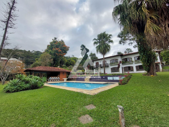 Imagem Casa com 8 Quartos à Venda, 500 m² em Pessegueiros - Teresópolis Imagem Casa com 8 Quartos à Venda, 500 m² em Pessegueiros - Teresópolis