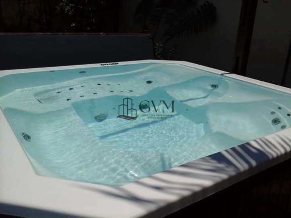 Imagem Casa com 5 Quartos à Venda ou Locação, 250 m² em Maracanã - Praia Grande Imagem Casa com 5 Quartos à Venda ou Locação, 250 m² em Maracanã - Praia Grande