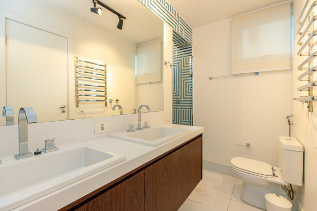 Imagem Apartamento com 2 Quartos à Venda, 126 m² em Jardim Europa - São Paulo Imagem Apartamento com 2 Quartos à Venda, 126 m² em Jardim Europa - São Paulo