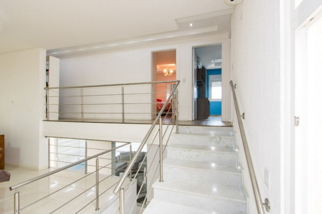 Imagem Casa de Condomínio com 4 Quartos à Venda, 380 m² em Ipanema - Porto Alegre