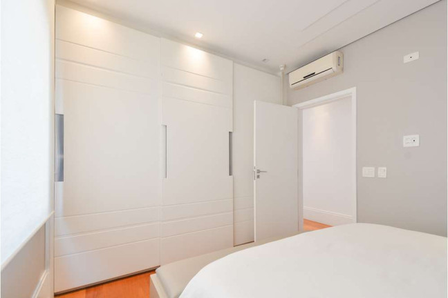Imagem Apartamento com 3 Quartos à Venda, 221 m² em Consolação - São Paulo Imagem Apartamento com 3 Quartos à Venda, 221 m² em Consolação - São Paulo