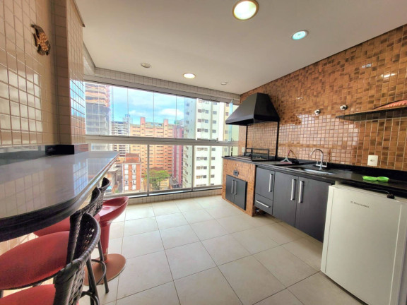 Apartamento com 3 Quartos à Venda, 125 m² em Embaré - Santos