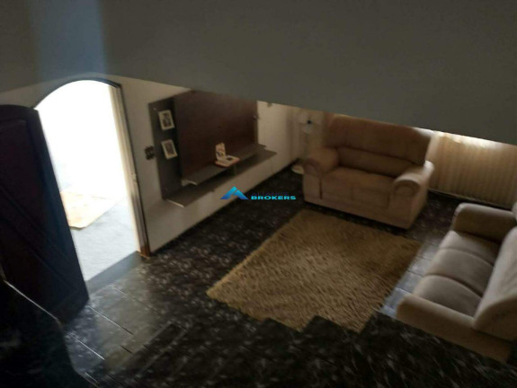 Imagem Casa com 3 Quartos à Venda, 229 m² em Jardim Mirante - Várzea Paulista