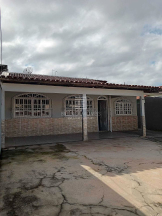 Imagem Casa com 4 Quartos à Venda, 180 m² em Itapebussu - Guarapari