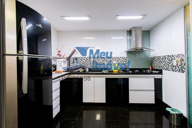 Imagem Casa com 3 Quartos à Venda, 360 m² em Guará Ii - Brasília Imagem Casa com 3 Quartos à Venda, 360 m² em Guará Ii - Brasília