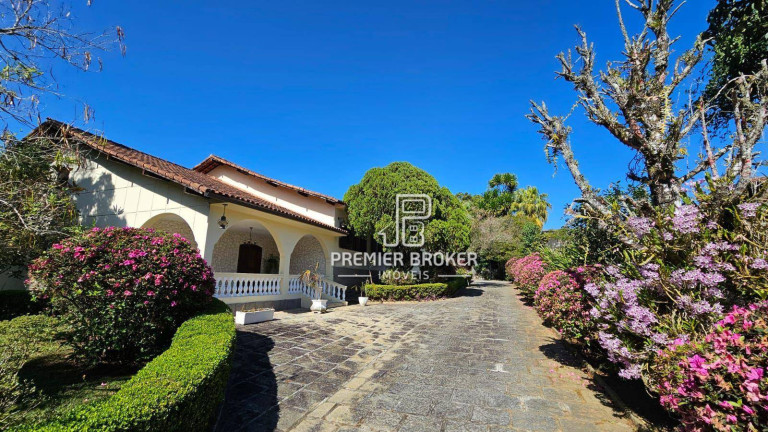 Imagem Casa com 4 Quartos à Venda, 503 m² em Parque São Luiz - Teresópolis