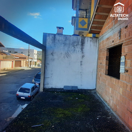 Imagem Casa com 3 Quartos à Venda, 286 m² em Jardim Ipê - Poços De Caldas