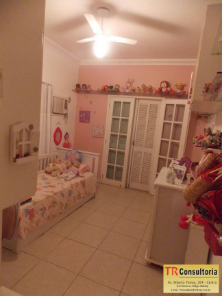 Imagem Casa com 3 Quartos à Venda, 432 m² em Campos Dos Goytacazes Imagem Casa com 3 Quartos à Venda, 432 m² em Campos Dos Goytacazes