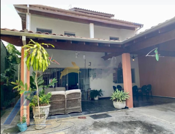 Casa com 4 Quartos à Venda, 180 m² em Perequê Açu - Ubatuba