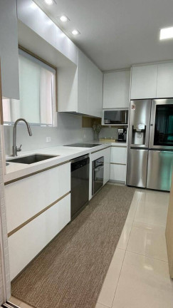 Imagem Apartamento com 3 Quartos à Venda, 140 m² em Centro - Balneário Camboriú Imagem Apartamento com 3 Quartos à Venda, 140 m² em Centro - Balneário Camboriú