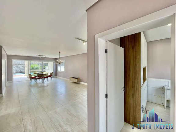 Imagem Casa com 4 Quartos à Venda, 332 m² em Granja Viana - Cotia Imagem Casa com 4 Quartos à Venda, 332 m² em Granja Viana - Cotia
