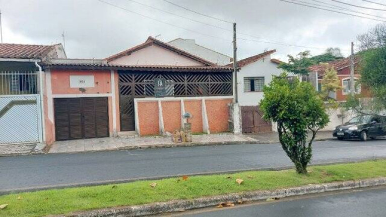 Imagem Casa com 1 Quarto à Venda, 230 m² em Centro - Peruíbe