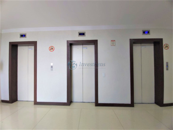 Imagem Sala Comercial à Venda, 33 m² em Centro - Curitiba Imagem Sala Comercial à Venda, 33 m² em Centro - Curitiba