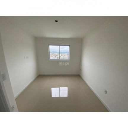 Imagem Apartamento com 2 Quartos à Venda, 75 m² em Centro - Balneário Camboriú