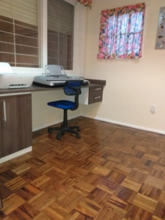 Imagem Casa com 4 Quartos à Venda, 188 m² em Jardim Lindóia - Porto Alegre Imagem Casa com 4 Quartos à Venda, 188 m² em Jardim Lindóia - Porto Alegre
