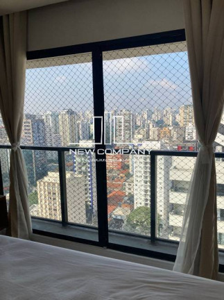 Apartamento com 3 Quartos à Venda,  em Vila Olimpia - São Paulo