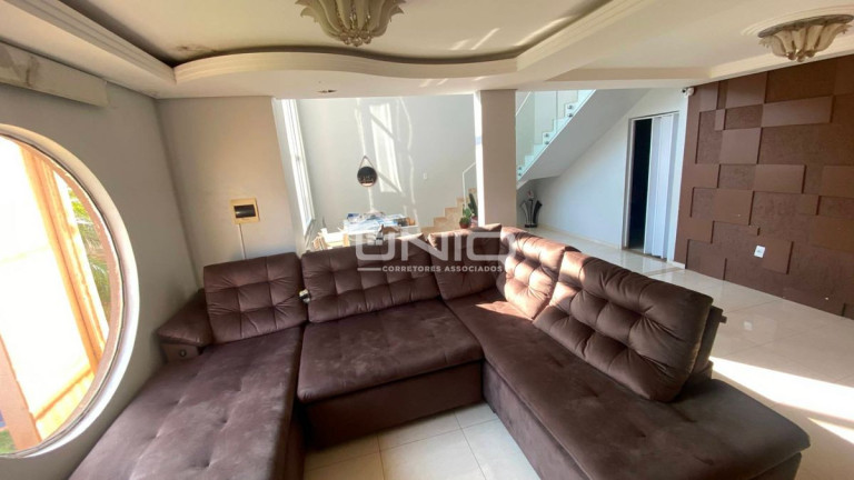 Imagem Casa com 3 Quartos à Venda, 160 m² em Aeroporto - Pato Branco