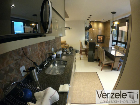 Imagem Apartamento com 2 Quartos à Venda, 77 m² em Centro - Balneário Camboriú Imagem Apartamento com 2 Quartos à Venda, 77 m² em Centro - Balneário Camboriú