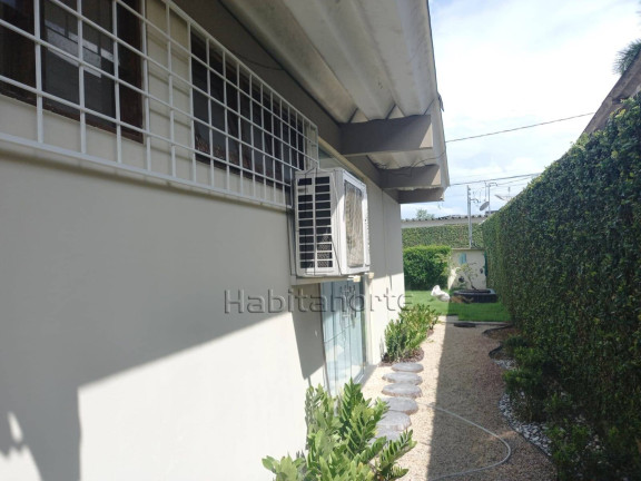 Imagem Casa com 3 Quartos à Venda, em Ponta Negra - Manaus Imagem Casa com 3 Quartos à Venda, em Ponta Negra - Manaus
