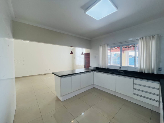 Casa com 3 Quartos à Venda, 150 m² em Jardim Vista Alegre - Bragança Paulista