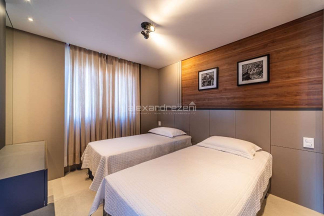 Imagem Cobertura com 3 Quartos à Venda, 200 m² em 4 Ilhas - Bombinhas Imagem Cobertura com 3 Quartos à Venda, 200 m² em 4 Ilhas - Bombinhas