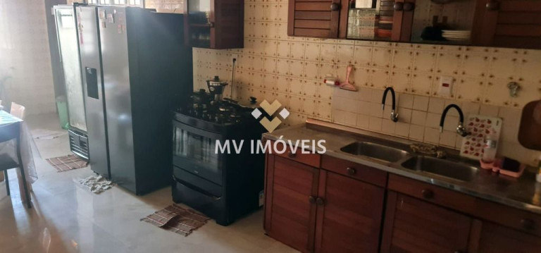 Imagem Casa com 4 Quartos à Venda, 400 m² em Levilândia - Ananindeua Imagem Casa com 4 Quartos à Venda, 400 m² em Levilândia - Ananindeua