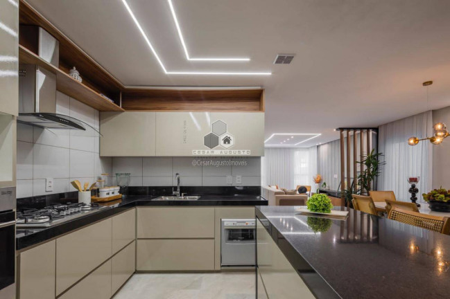 Imagem Casa de Condomínio com 3 Quartos à Venda, 247 m²