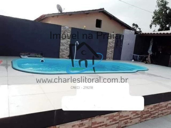Casa com 9 Quartos à Venda, 345 m² em Balneario Dos Golfinhos - Caraguatatuba